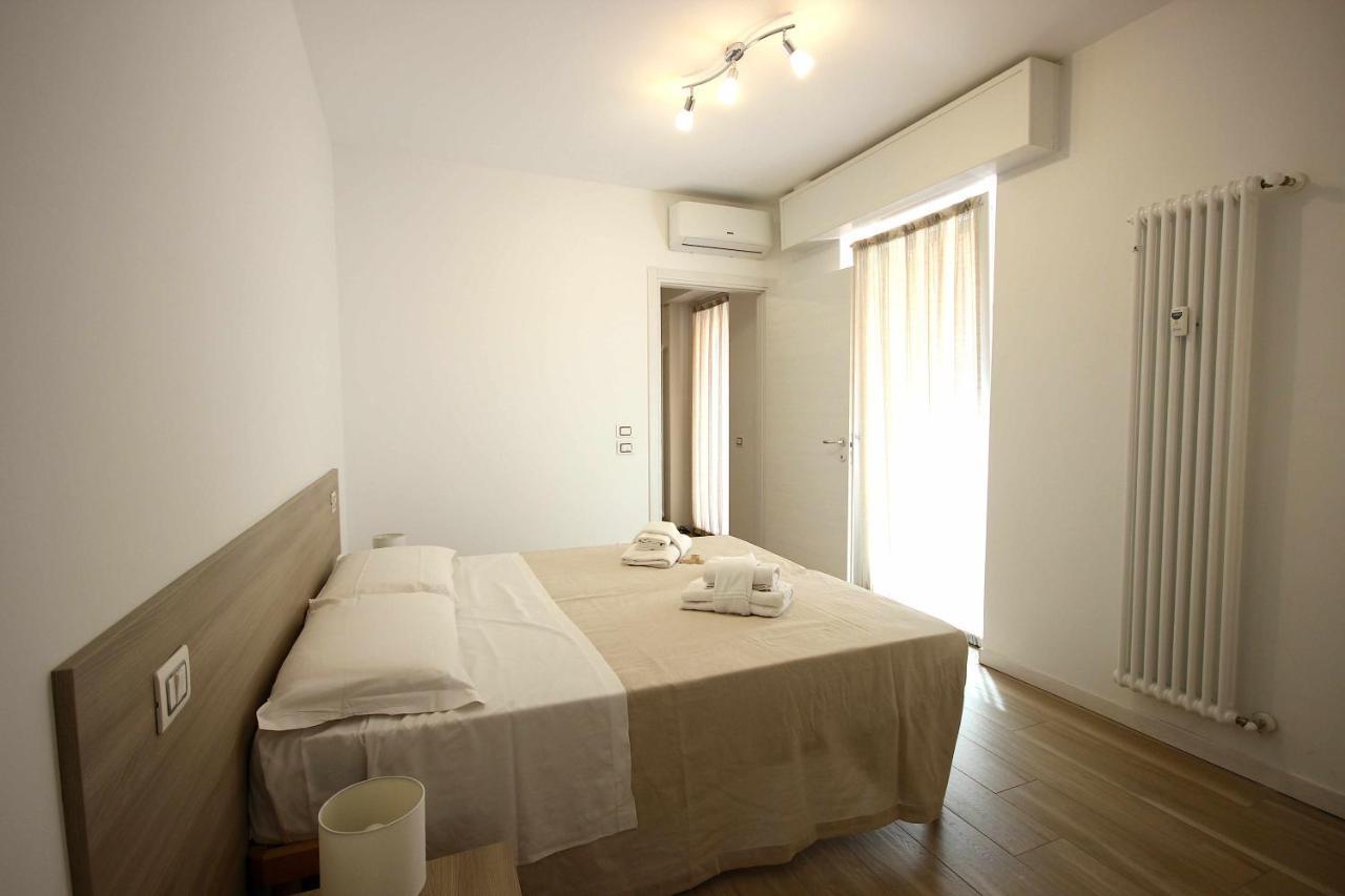 Vr Lht House Apartment *