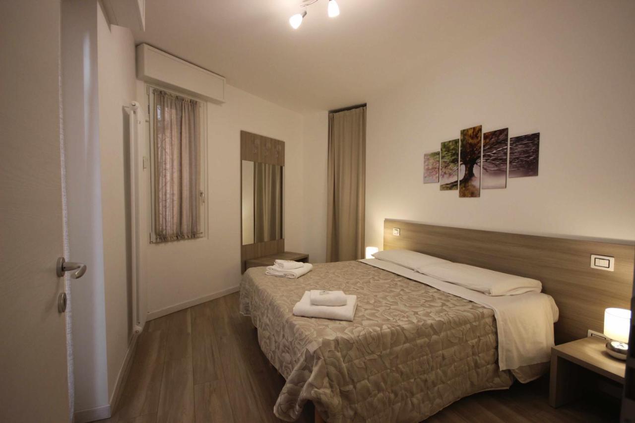 Vr Lht House Apartment