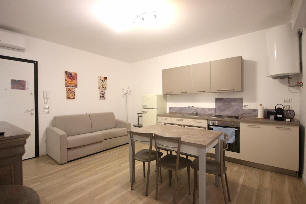 Vr Lht House *